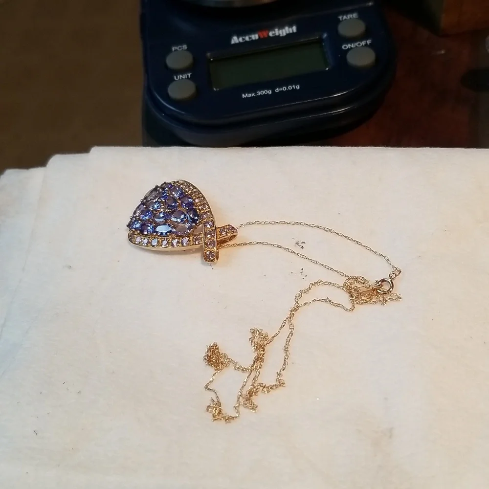 Tanzanite Large Pendant Slide 10kt gold - Picture 11 of 11